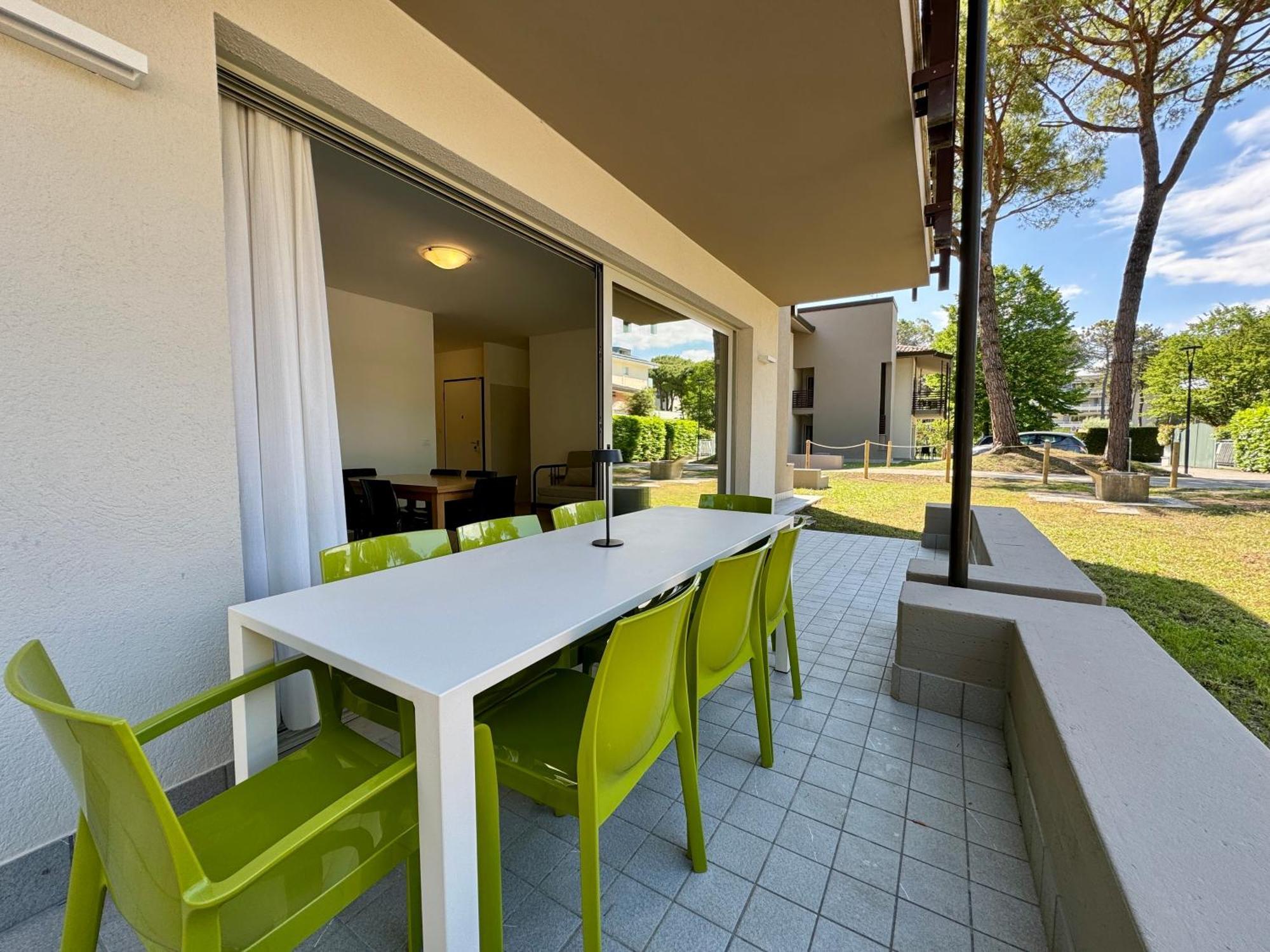 Prassitele Apartments Линьяно-Саббьядоро Экстерьер фото